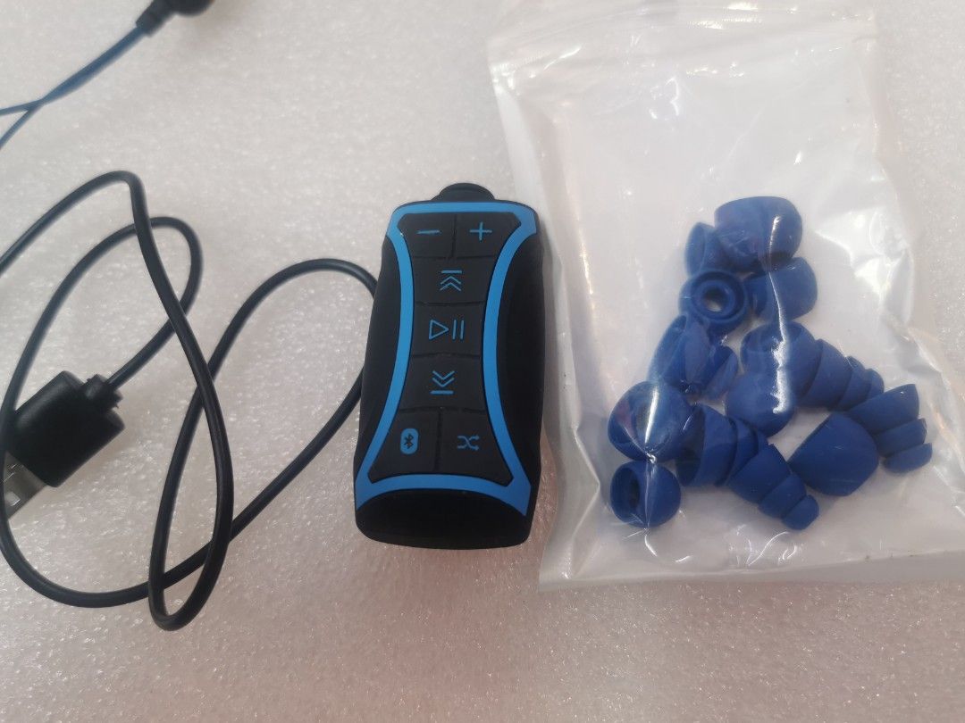 H2O Audio Stream Waterproof MP3 Music Player with Bluetooth and