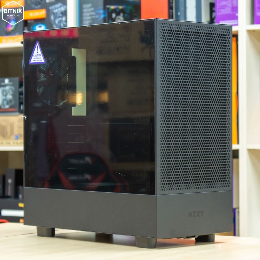 NZXT H5 Flow Review - Packaging & Contents