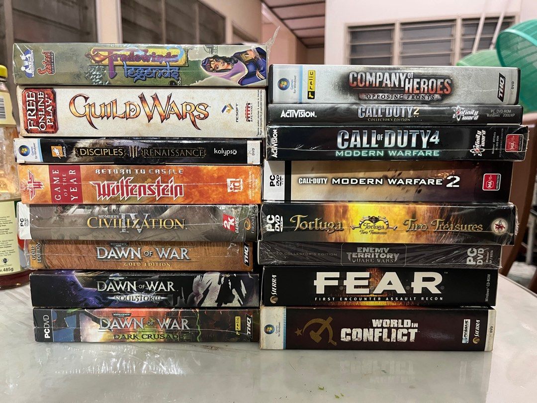 Old PC game boxes, Hobbies & Toys, Toys & Games on Carousell