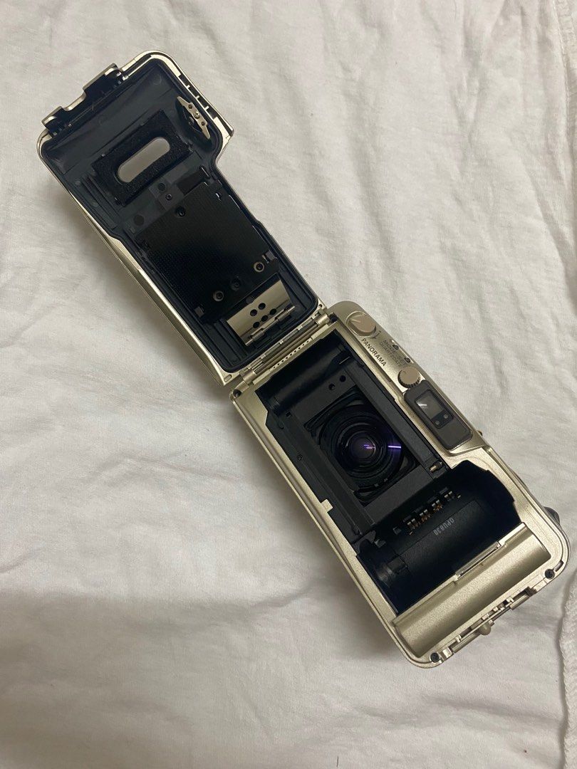 Olympus Mju Zoom Wide 80 Deluxe Film Camera, Photography, Cameras on