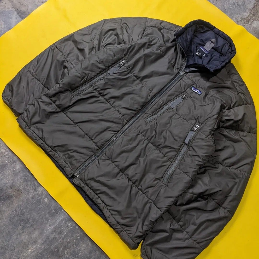 Patagonia puffer jacket on Carousell
