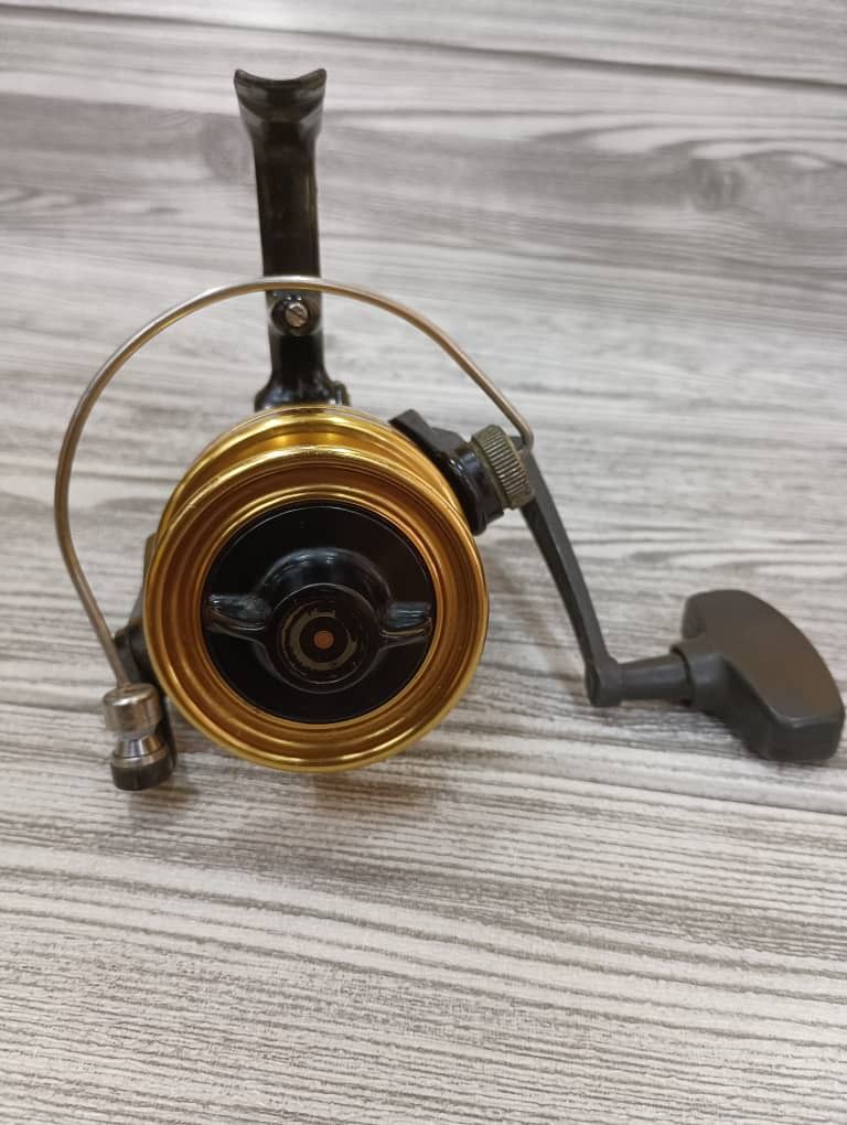 PENN FISHING REEL 6500SS SPINNING SKIRTED SPOOL BALL BEARING MADE IN U.S.A  VINTAGE, Sports Equipment, Fishing on Carousell