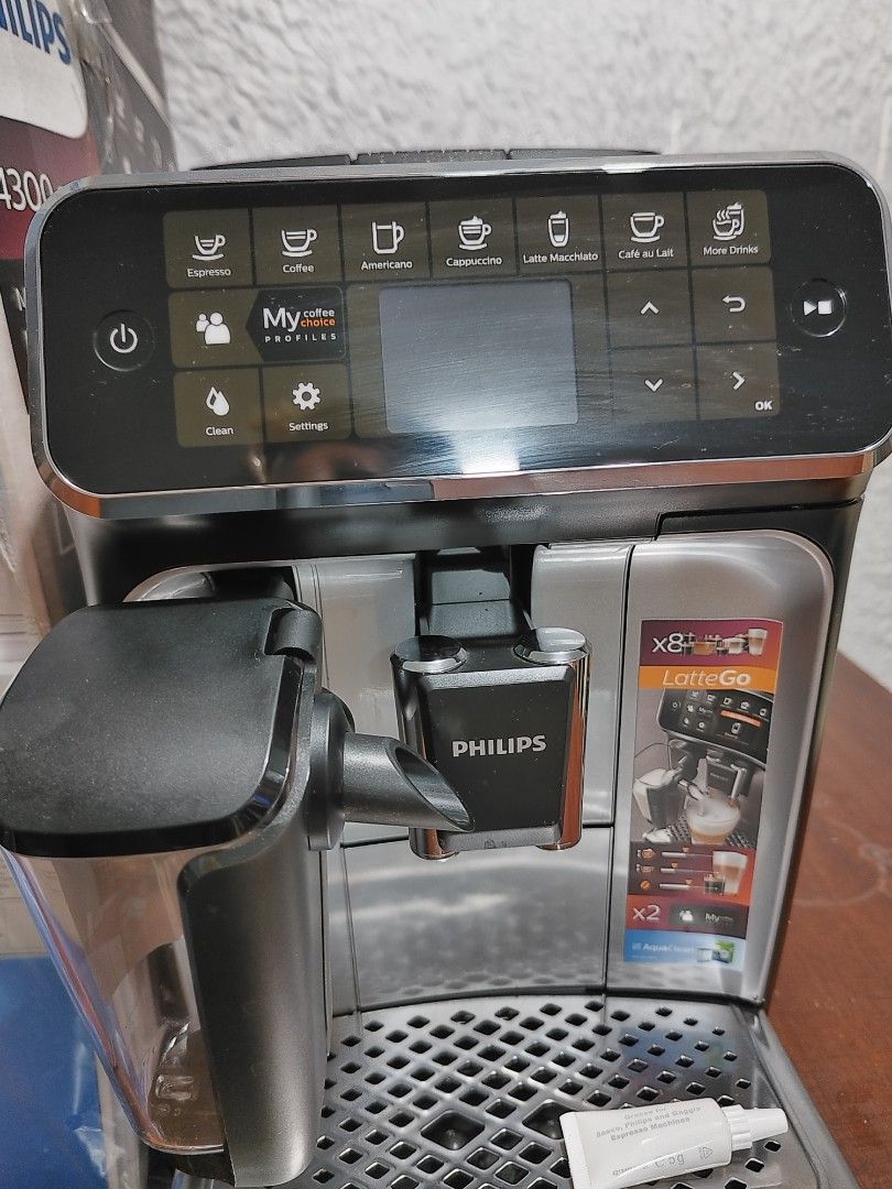 Philips 4300 Series LatteGo, TV & Home Appliances, Kitchen Appliances ...