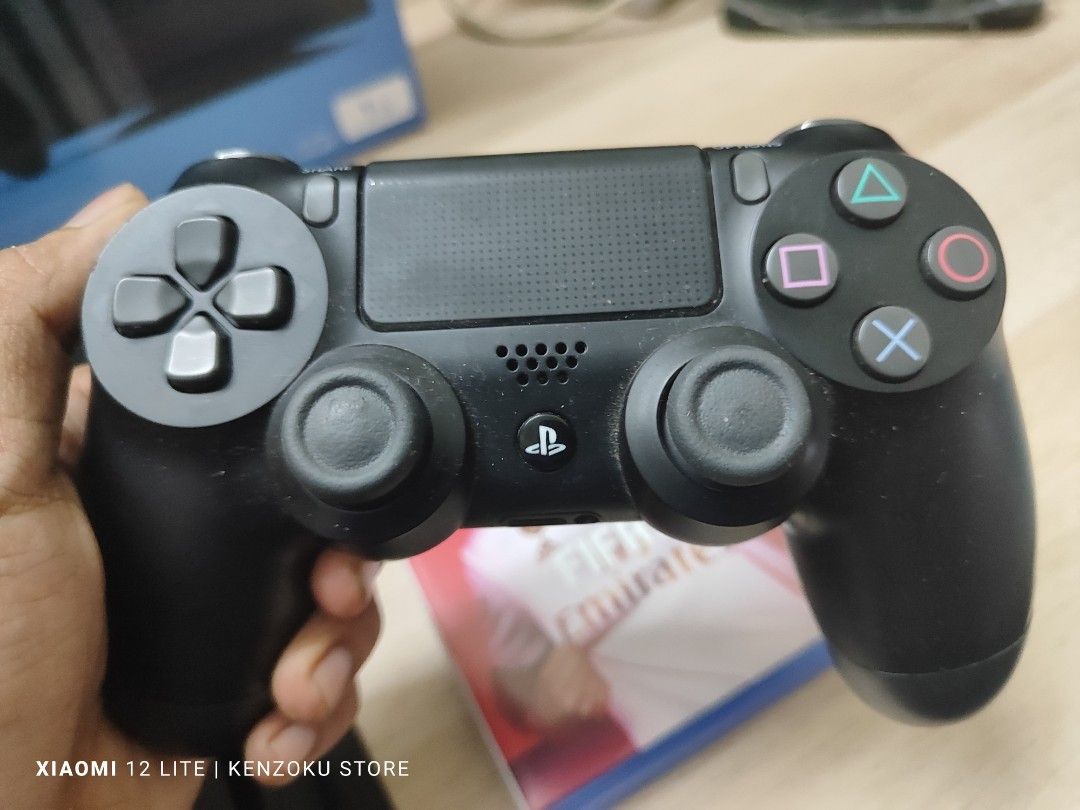 Ps4 pro fifa 20 PRICE FIXED Video Gaming Video Game Consoles