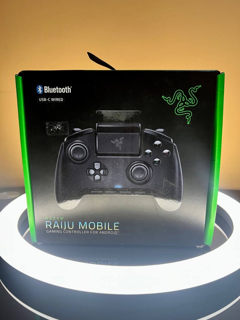 Razer Raiju Mobile Bluetooth Gaming Controller for Android and Pc on