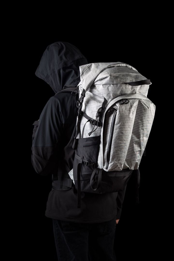 REMOTE EQUIPMENT RE ALPHA 31 TRAVEL OUTDOOR BACKPACK GORUCK