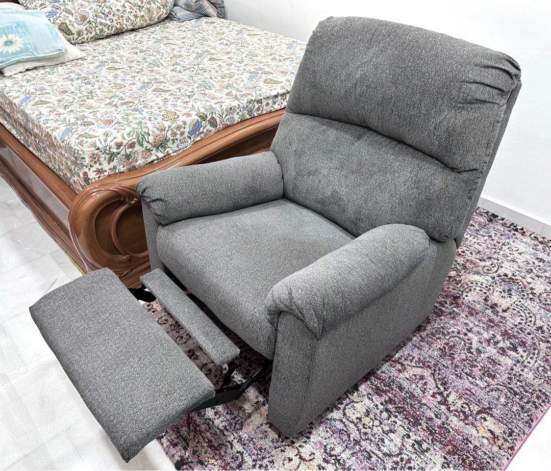 [RRP RM2099] Custom Fabric Recliner Armchair with Extendable Foot Rest
