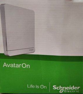 Schneider Electric AvatarOn Switch Anti- Bacterial White 3 gang 1 way