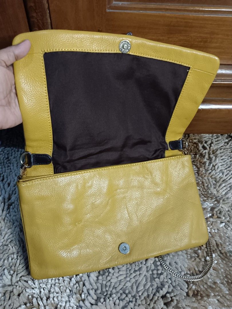 soo-sbs-timing-sling-on-carousell