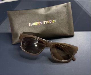 Sunnies Studios - Wolf (Color: Taupe)