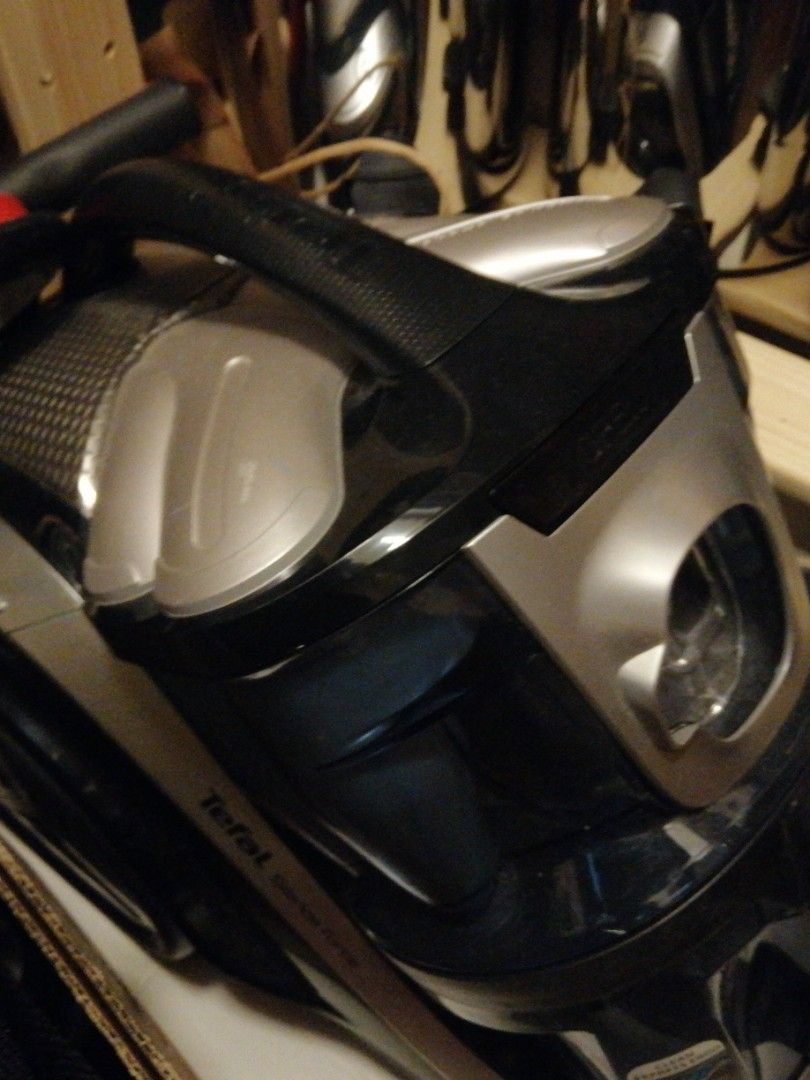 Tefal Vacuum Silence Force, TV & Home Appliances, Vacuum Cleaner ...