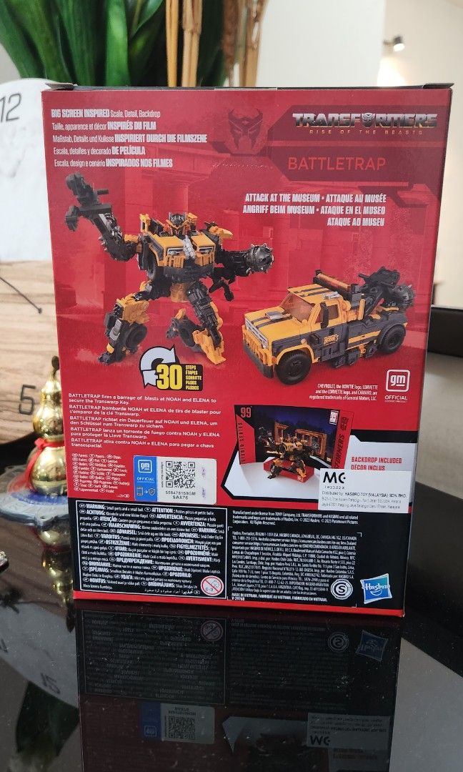 Transformers Rise of The Beast Battletrap Studio series 99 action toy figure, Hobbies & Toys
