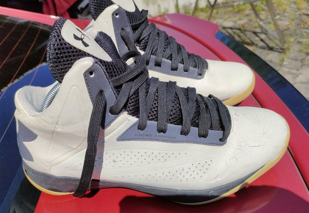 Zapatos under armour 2012 uk sale