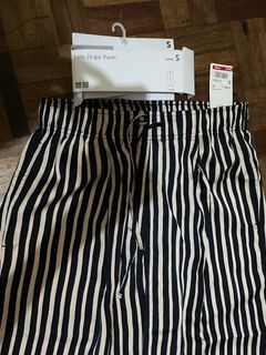 UNIQLO satin drape pants