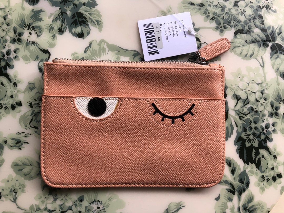 Urban Outfitters Pouch from London RTP 17 Women s Fashion