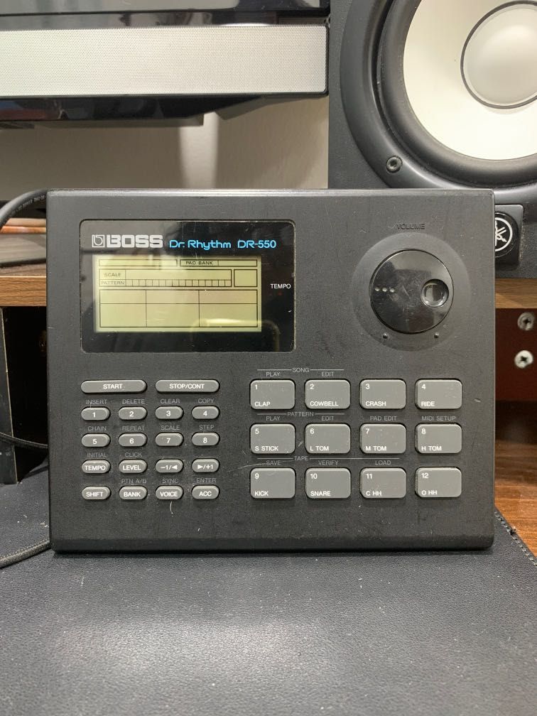 Vintage Boss Dr. Rhythm DR550 Drum Machine, Hobbies & Toys, Music