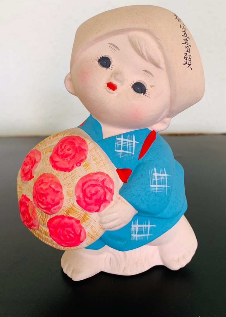 Vintage Japanese Woman Figurine, Hobbies & Toys, Memorabilia