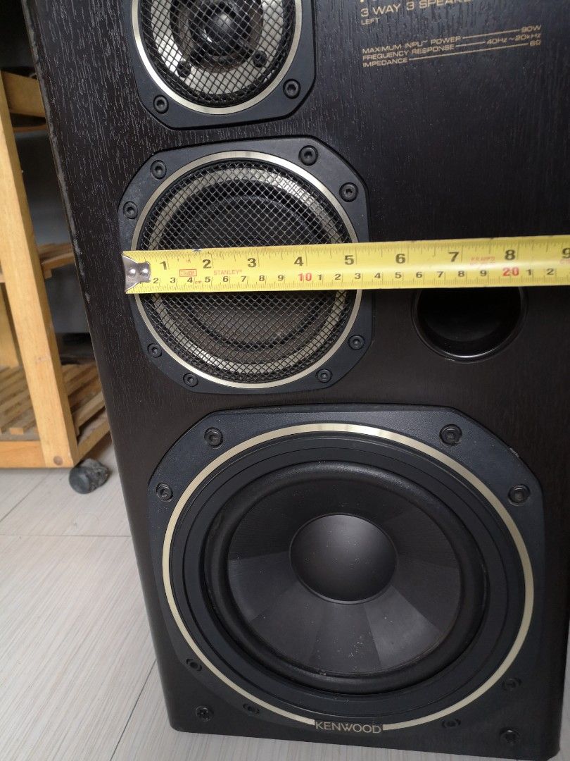 Vintage Kenwood Floor Standing Speakers model V55e, Audio, Soundbars