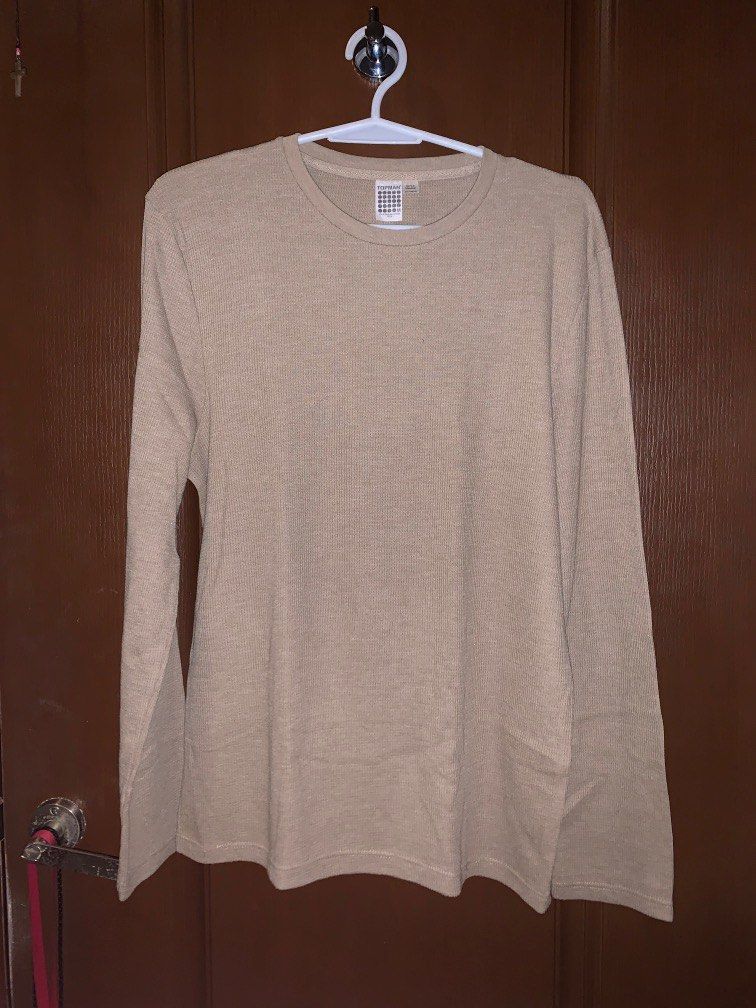 KHAKI TOPMAN WAFFLE LONG SLEEVE (Category: Tshirts & Polo Shirts ) located in Quezon City. Submitted by bigboyjoknoy (Listing ID 1235982356, Image 2). Description: Regular fit sweater. Medium on tag 19.5W 27.5L (in) No issue RFS: Decluttering.