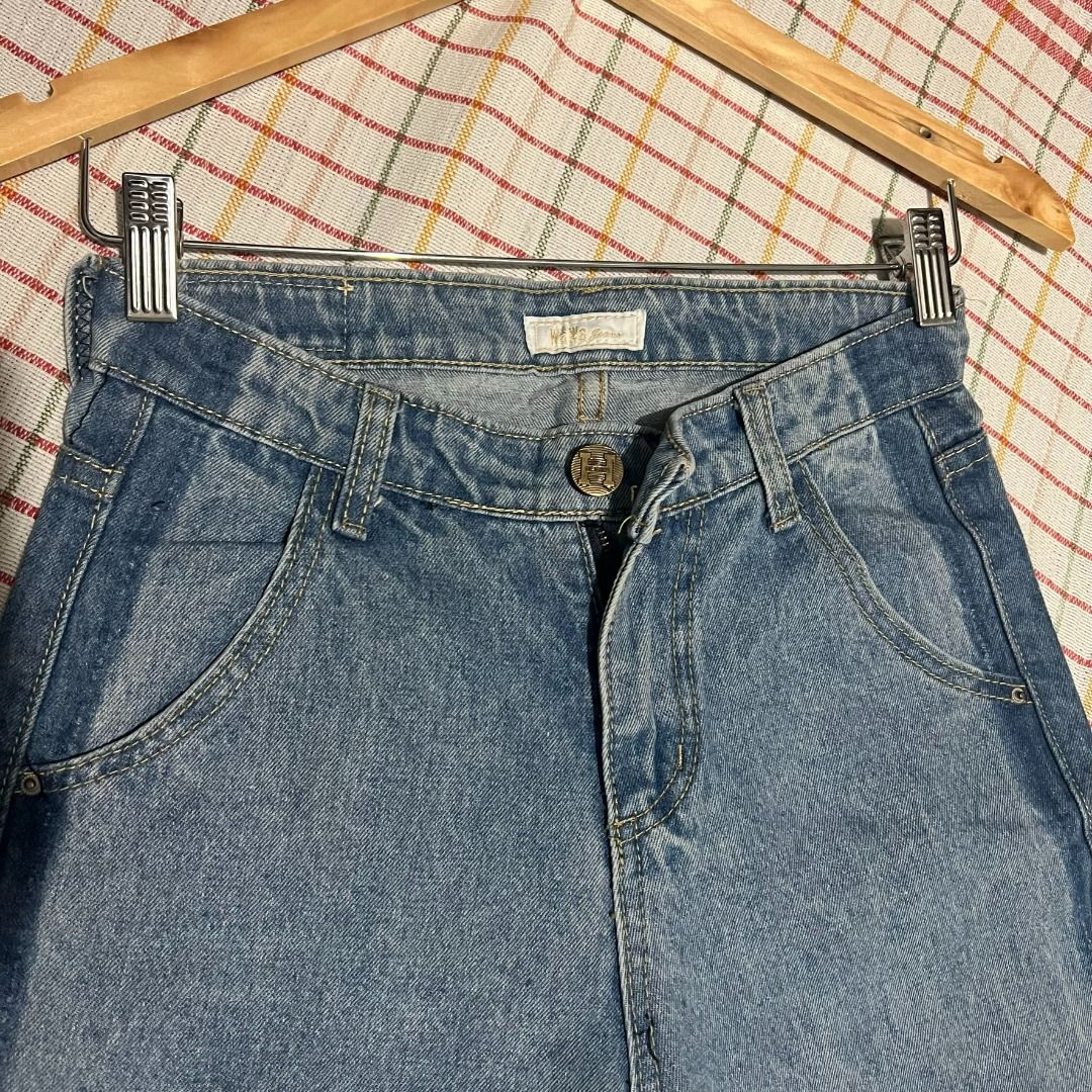 Wawa Highwaist Cut Jeans on Carousell