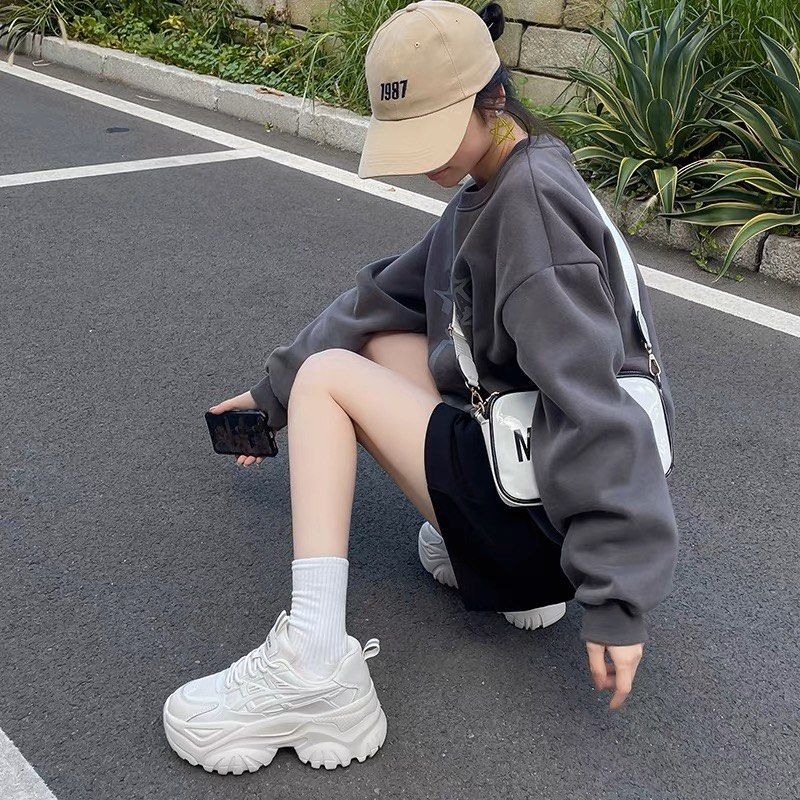 White sneakers high cheap platform