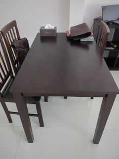 Wood dining table & 4 chairs (moving out clearance)
