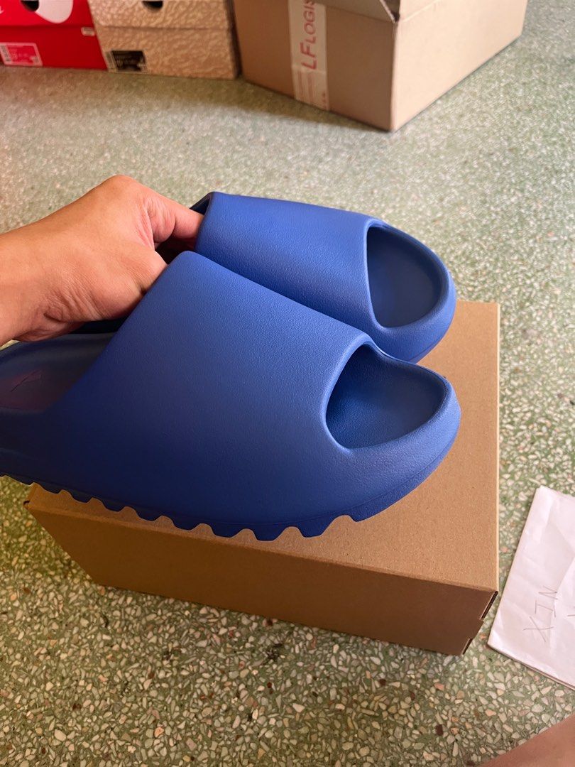 Blue yeezy slides 2025