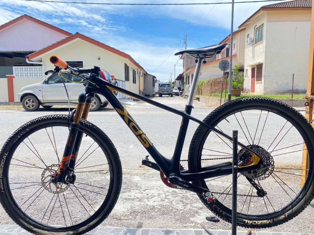 Xds carbon deals mountain bike
