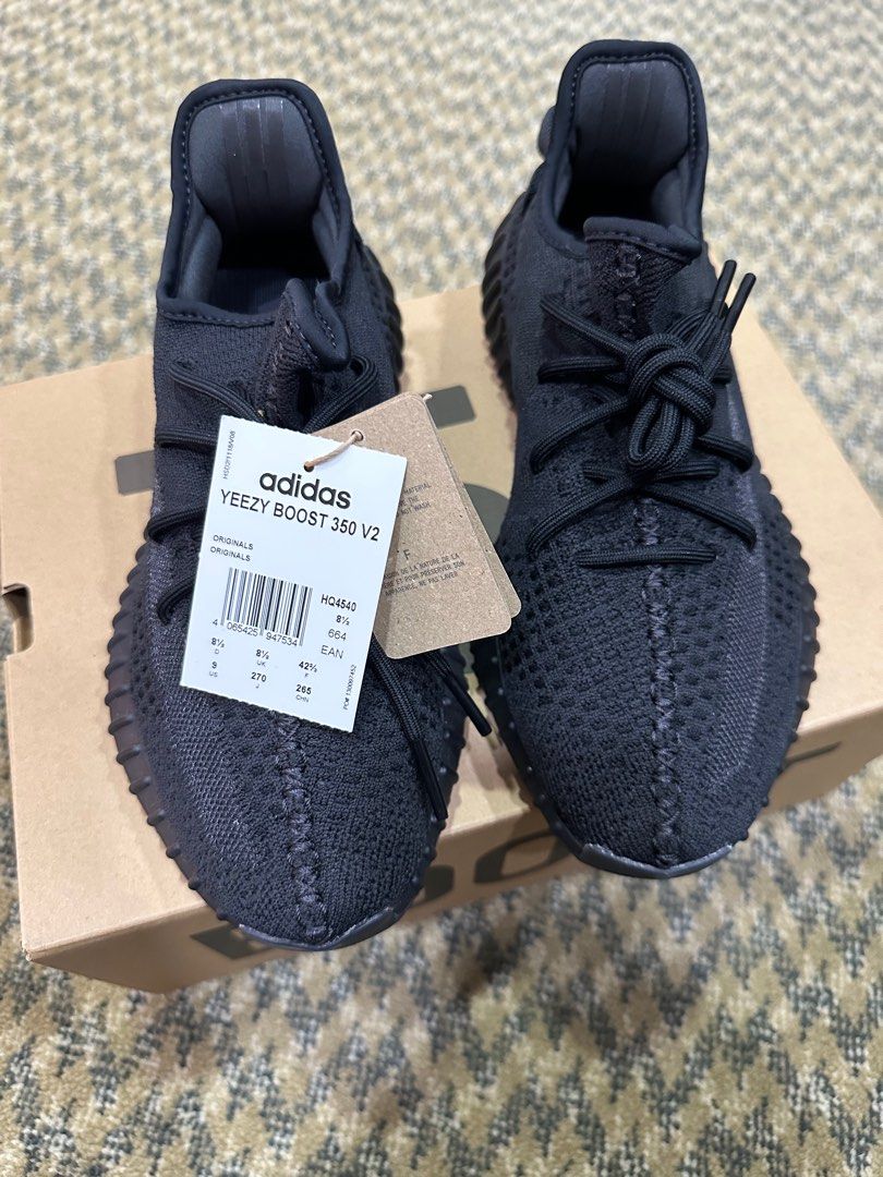 8 deals 1/2 yeezy