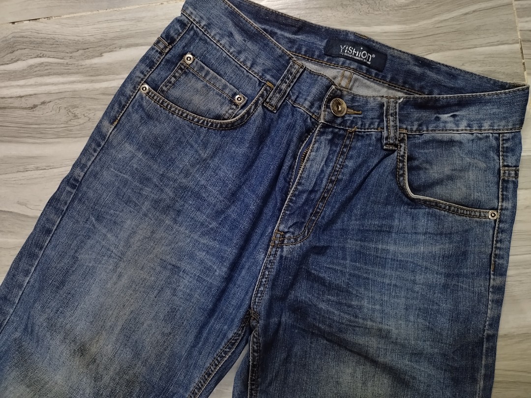 Yishion Slim Straight Denim Jeans on Carousell