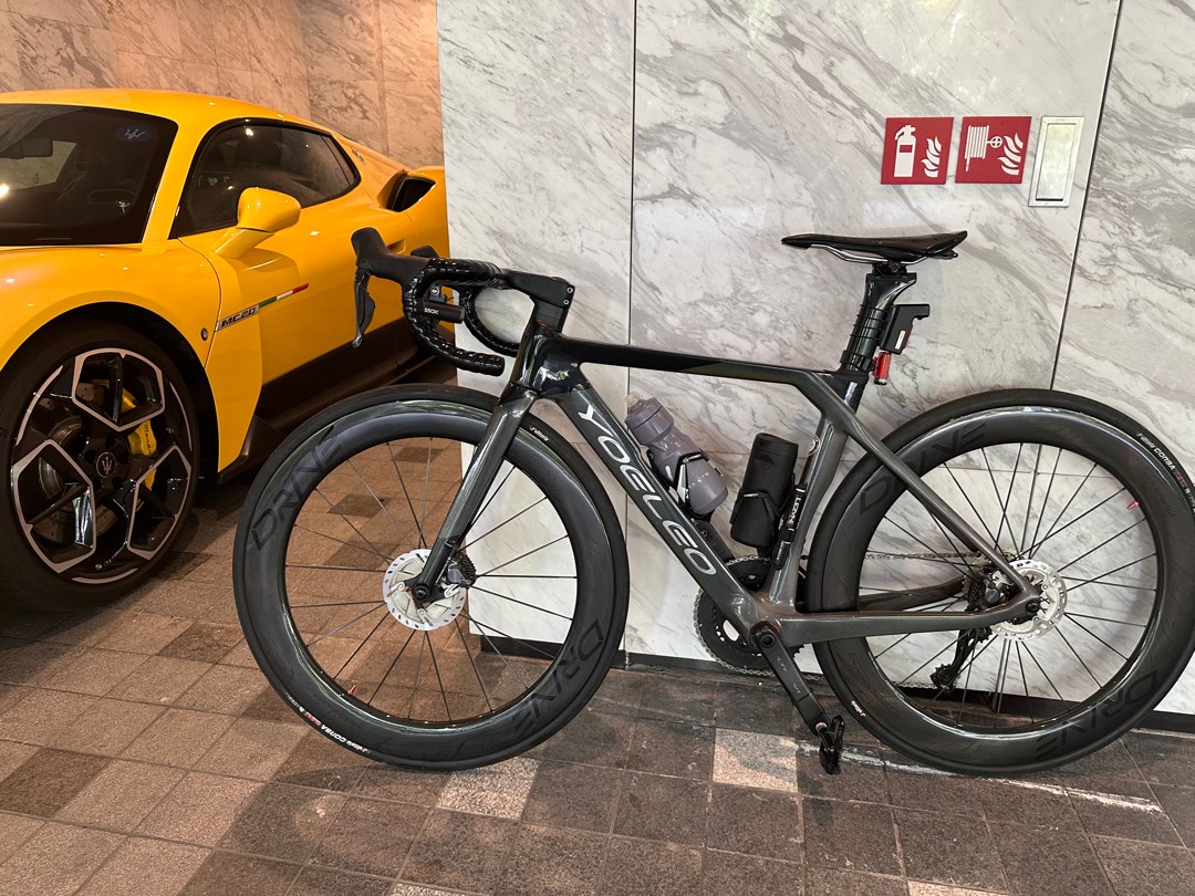 Yoeleo R12 Carbon Size 47 Full Bike Sports Equipment