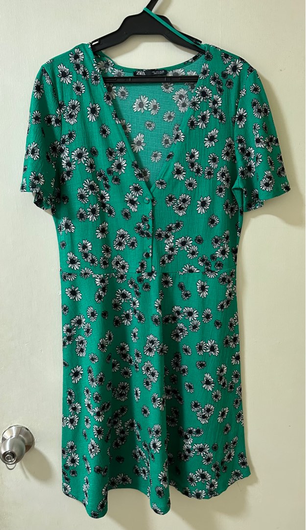 Zara Green Dress Women s Fashion Dresses Sets Dresses On Carousell zara-green-dress-women-s-fashion-dresses-sets-dresses-on-carousell