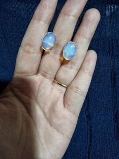 14k yellow gold opal earrings