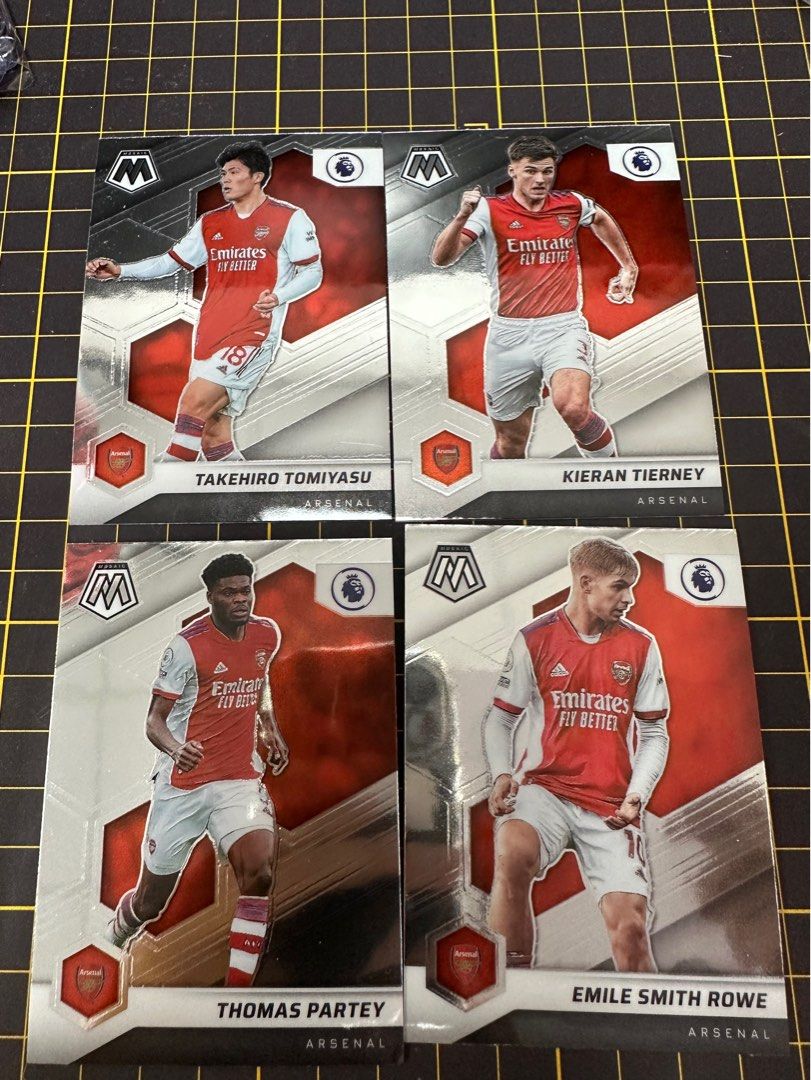 2021-22 Panini Mosaic Premier League Soccer Cards 阿仙奴Arsenal 共