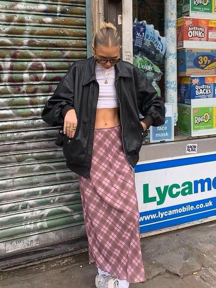 Stylish Long Skirt Outfit Inspiration