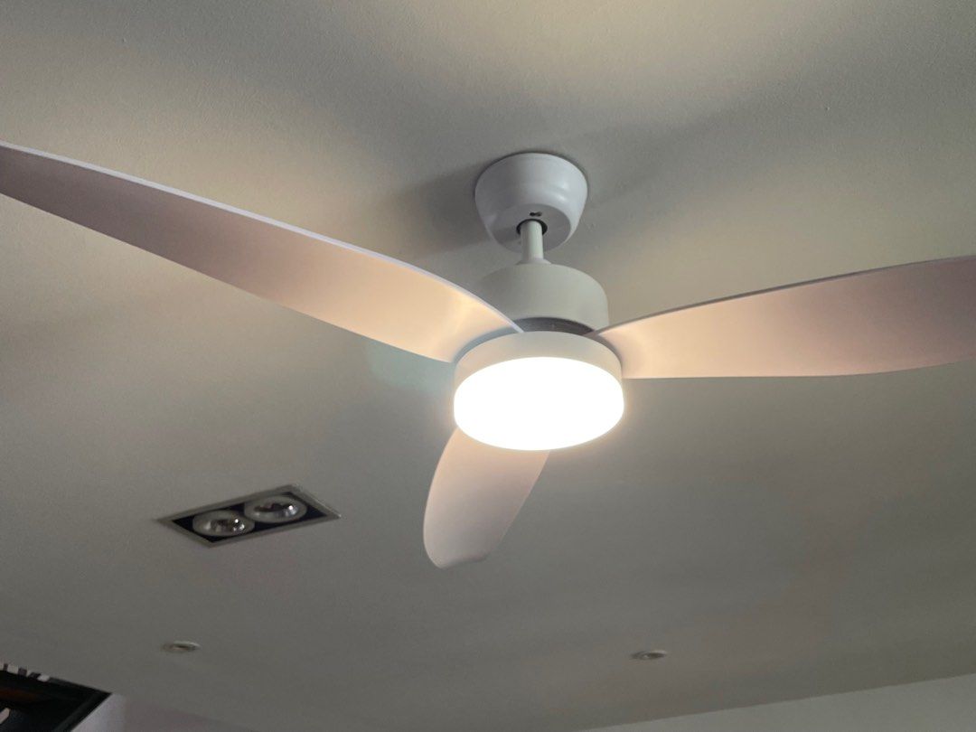 4x Bestar Razor 46" Ceiling Fan with LED light and Remote control