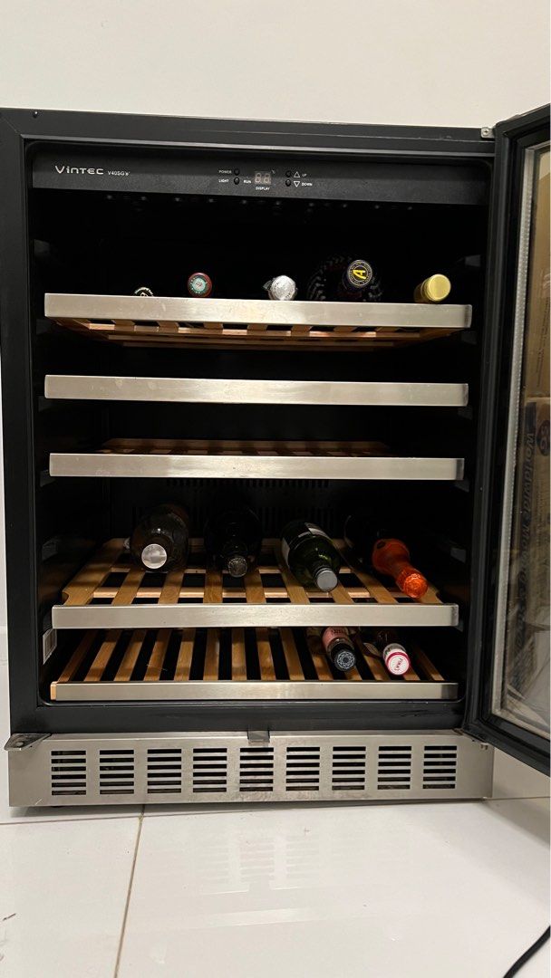 50 Bottle Vintec Under Counter Wine Fridge, TV & Home Appliances, Kitchen Appliances, Wine