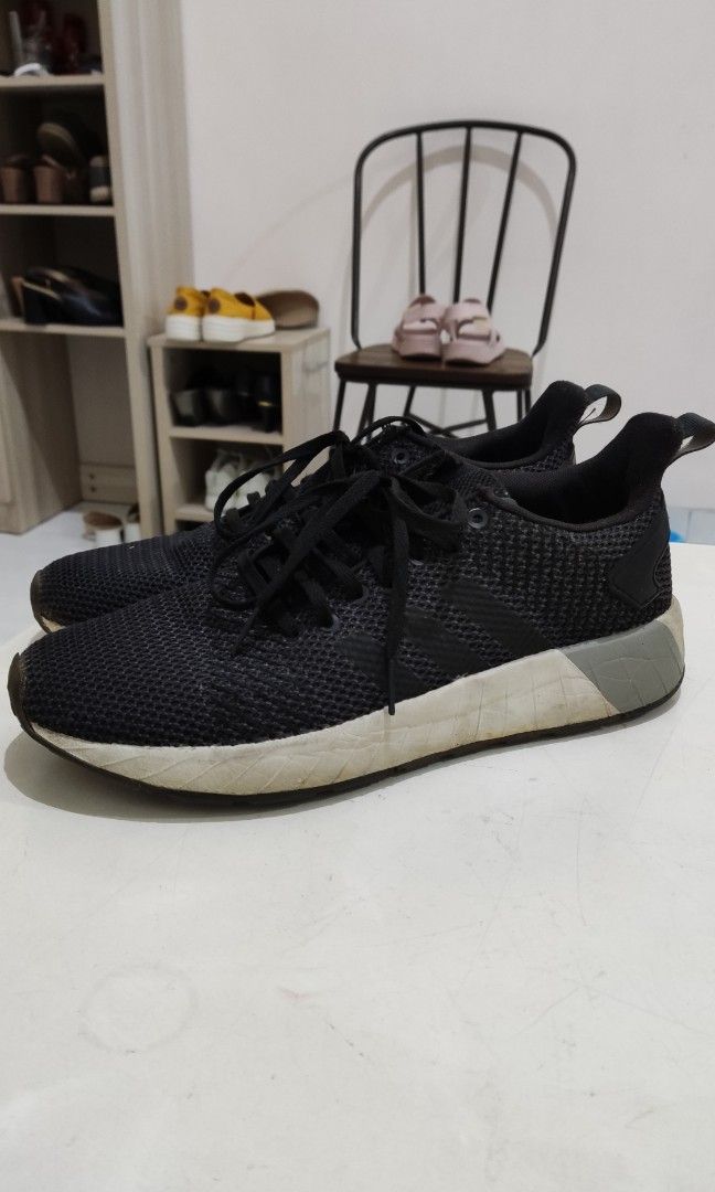 Adidas questar hotsell byd on feet