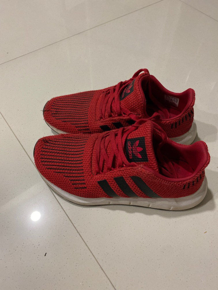 Adidas sports shoes, Men's Fashion, Footwear, Casual shoes on Carousell