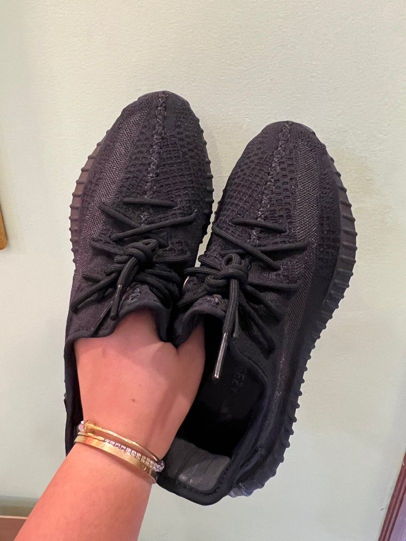Adidas yeezy hotsell size 2