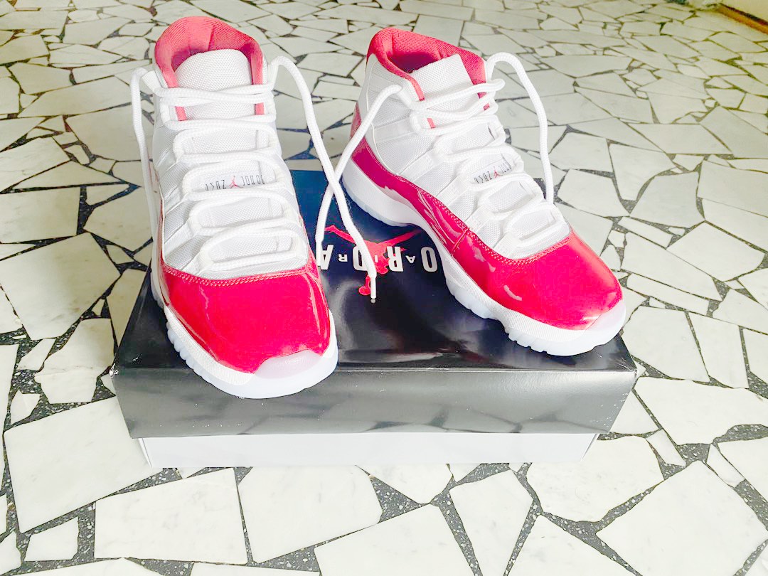 Jordan 11 pink online kids