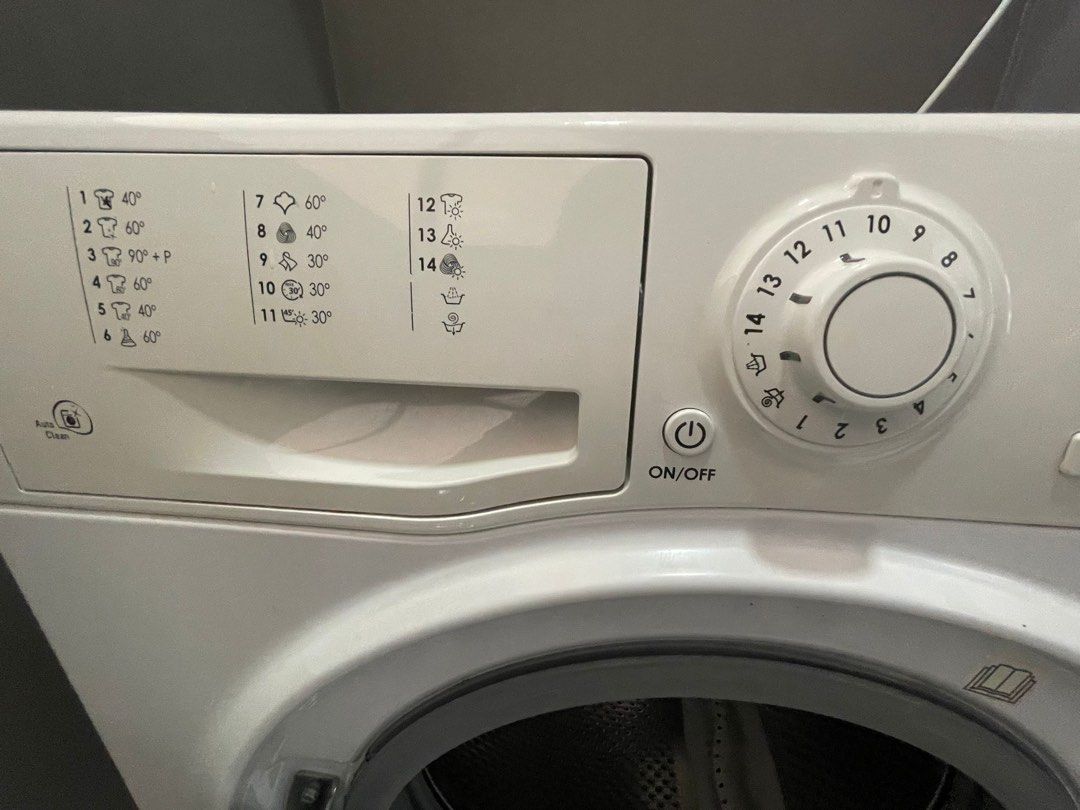 Ariston Washing Machine Washer Dryer WDG 862, TV & Home Appliances