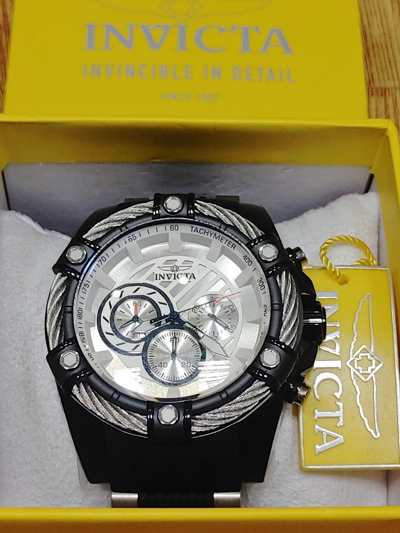 Authentic Invicta Bolt series Rare colour and sold out edition