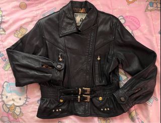 ⭐️authentic leather jacket w/ belt, rhinestones detailing y2k