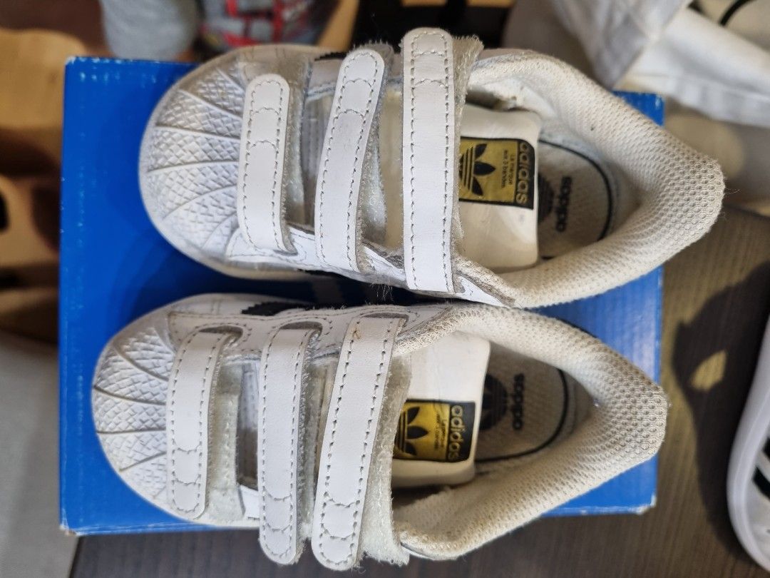 Adidas superstar on sale kids size 5