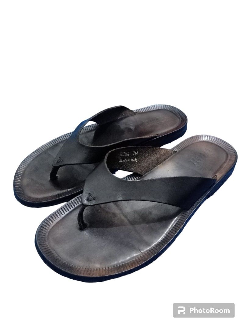 Barneys sandals 2025