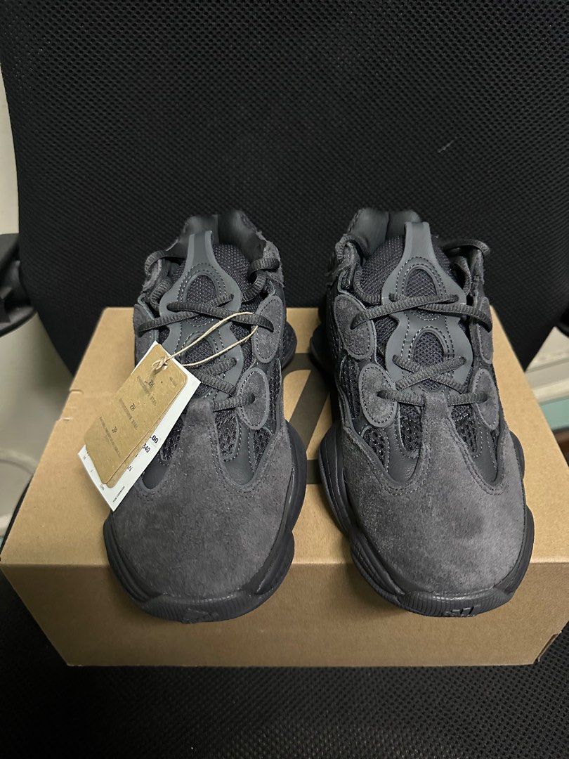 Adidas us yeezy 500 00 hotsell