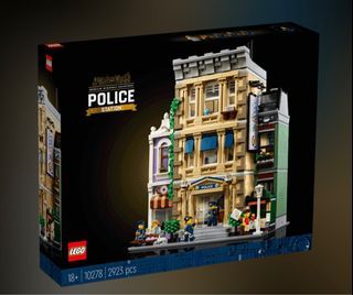 BNIB Lego 10278 Police Station