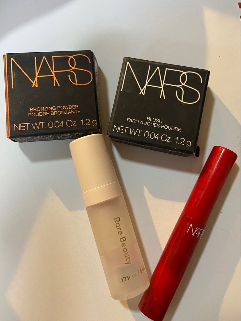 Bundle Make up Nars & Rare Beauty (Category: Makeup) located in Santiago. Submitted by dobongsoon (Listing ID 1236173264, Image 1). Description: nars orgasm mini blush nars bronzing powder laguna almost new nars mascara sold‼️ rare beauty always an optimist pore primer( pump 1x on my face only ended up not my liking/ not suitable for my dry face ) SOLD‼️ all products will be UV sanitized before shipping .