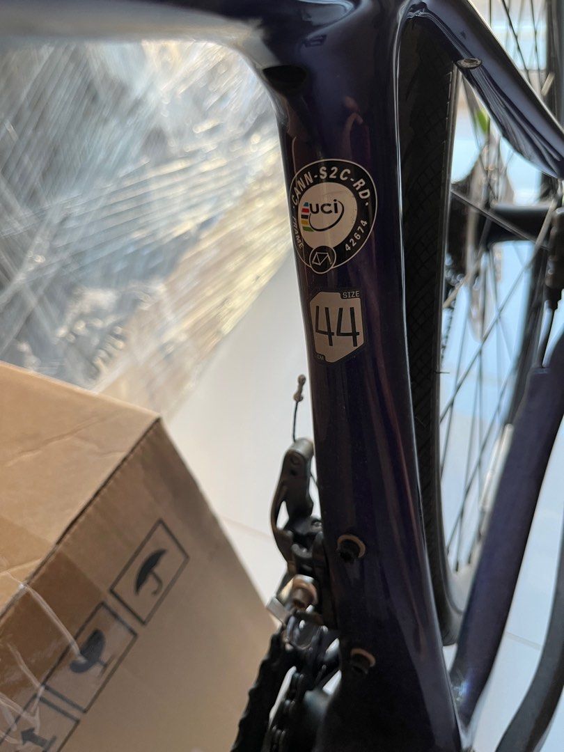 Moving out Sale Cannondale Synapse Carbon Disc Tiagra Road Bike